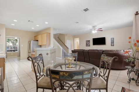 9946 Sable Arrow San Antonio TX 78251