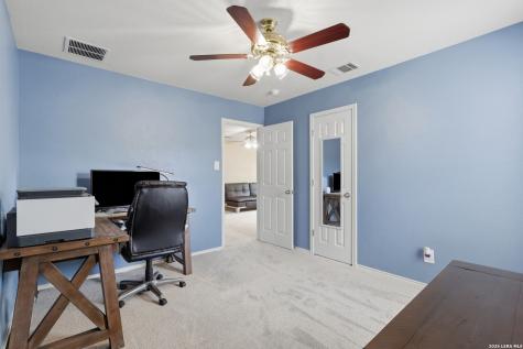 9946 Sable Arrow San Antonio TX 78251