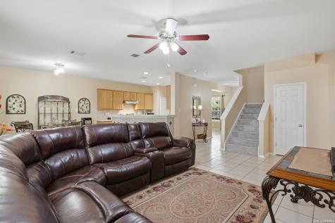 9946 Sable Arrow San Antonio TX 78251