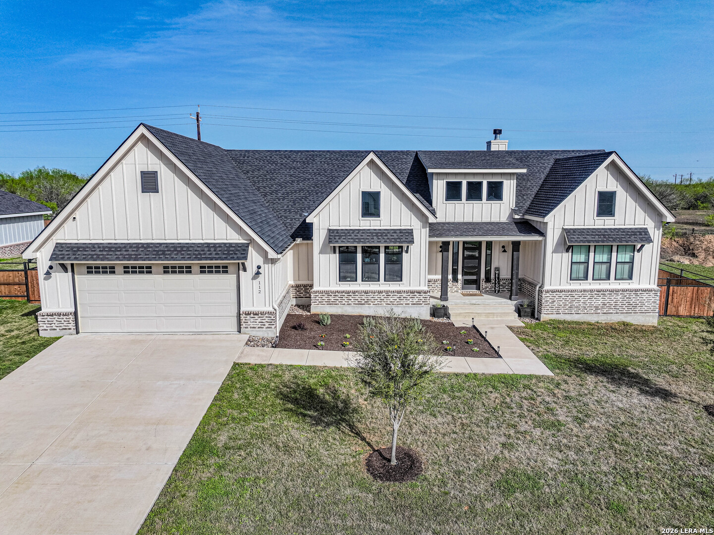 112 W Magnolia La Vernia TX 78121