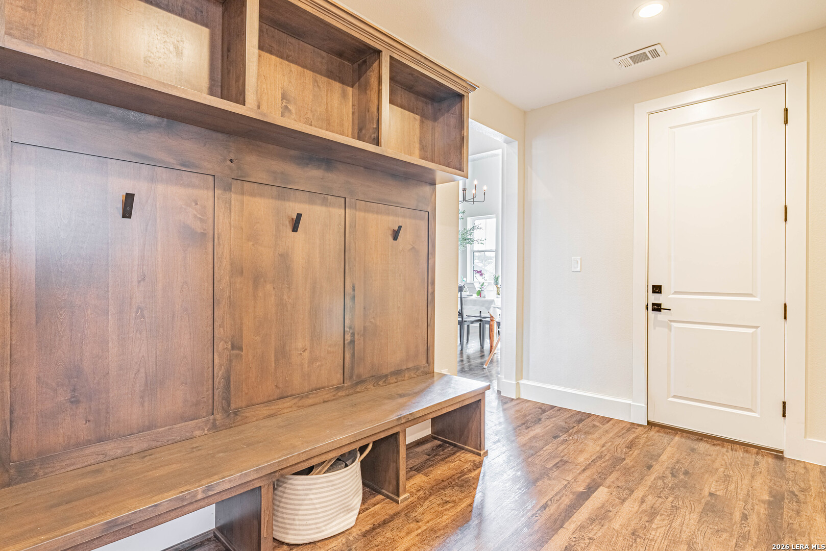 112 W Magnolia La Vernia TX 78121