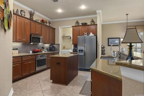 907 Sabal Ridge San Antonio TX 78260