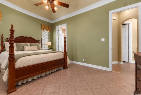 907 Sabal Ridge San Antonio TX 78260