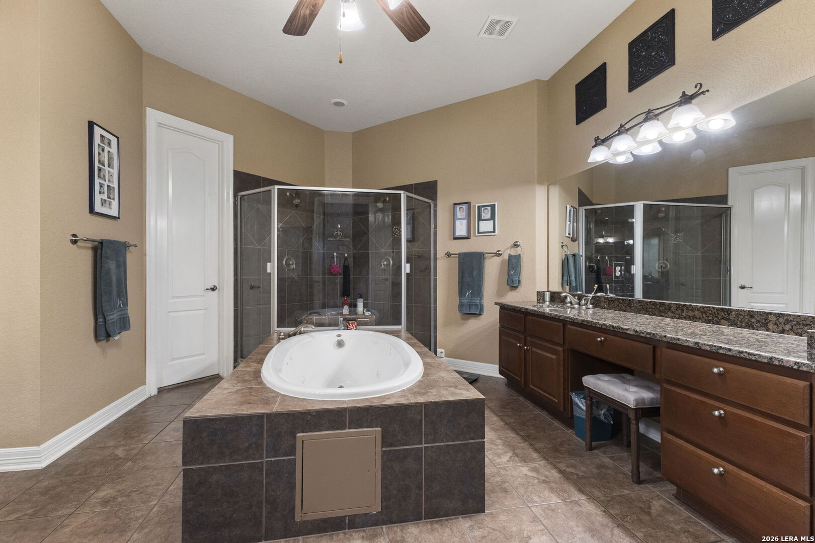 907 Sabal Ridge San Antonio TX 78260