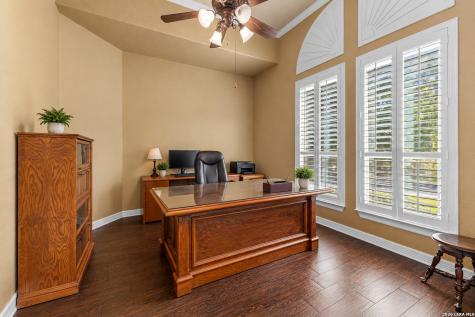 907 Sabal Ridge San Antonio TX 78260