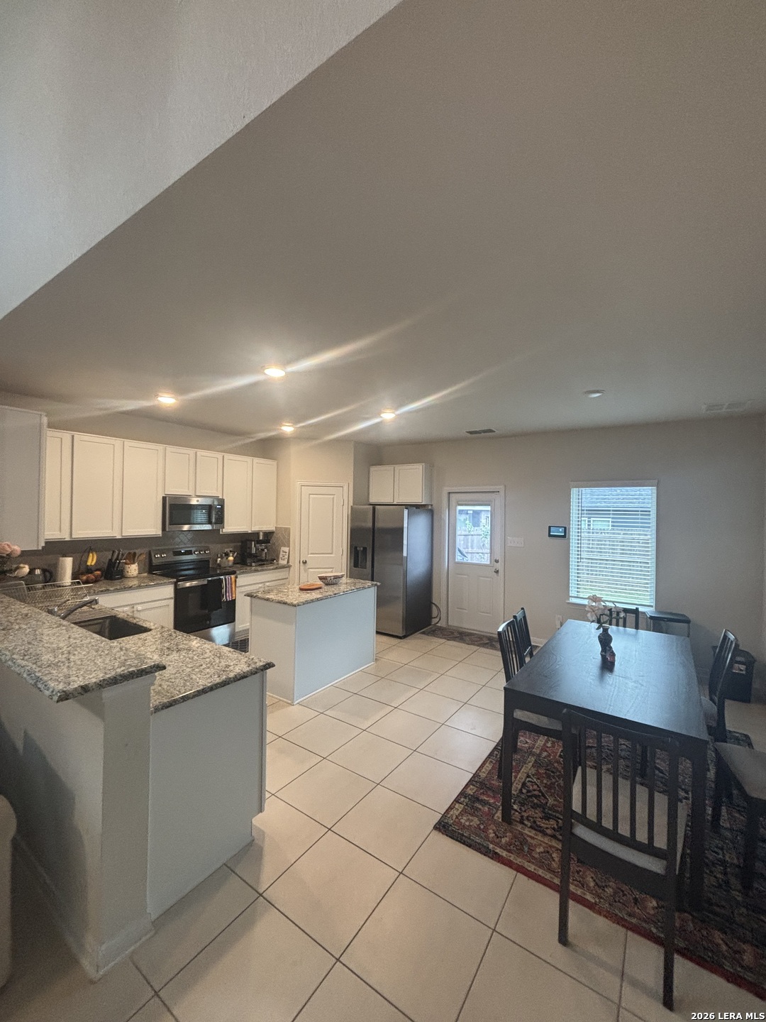 8934 Chili Bowl Converse TX 78109