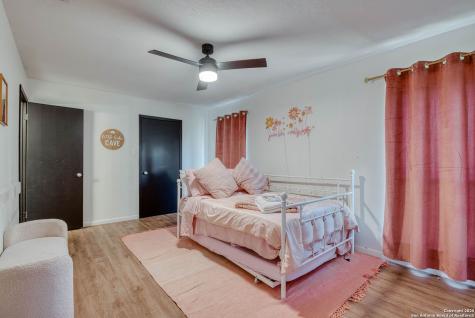 6970 Stonykirk Road San Antonio TX 78240