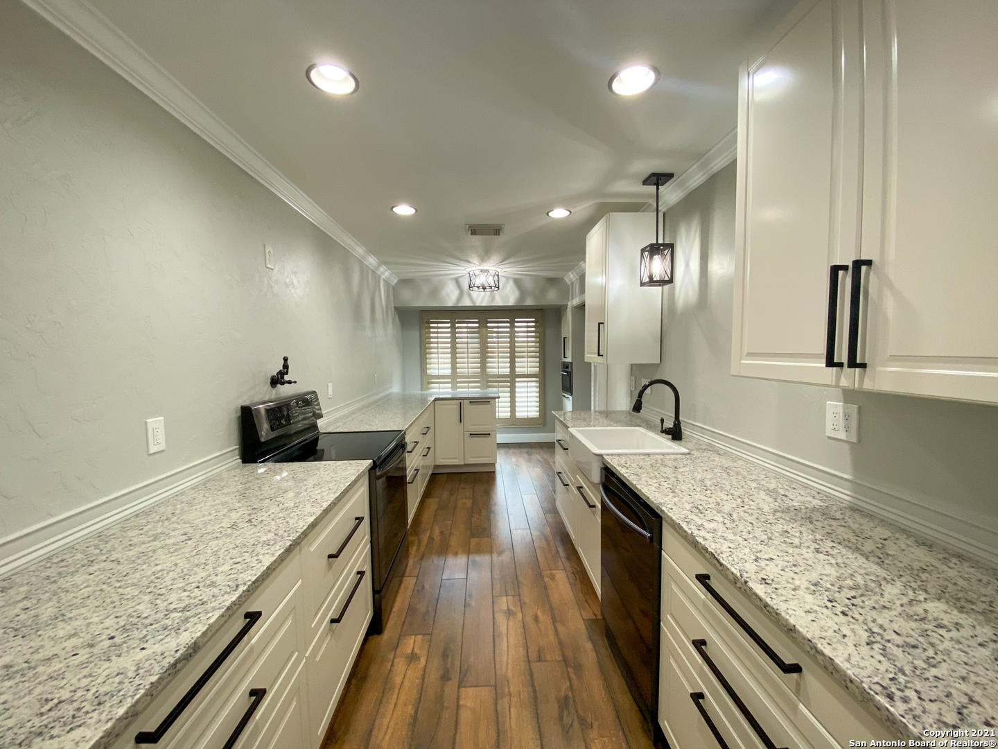 2122 Pecan Hollow Drive San Antonio TX 78232