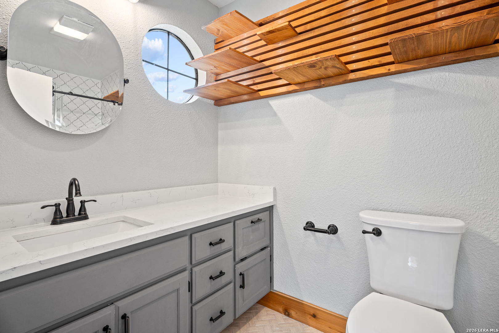 1139 Summit Crest San Antonio TX 78258