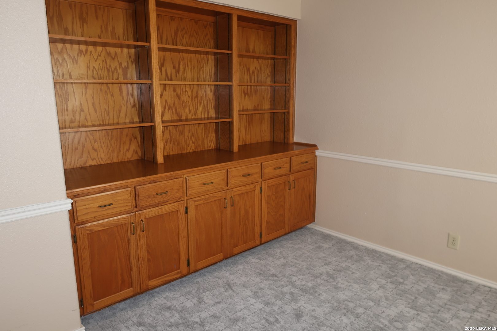 1139 Summit Crest San Antonio TX 78258