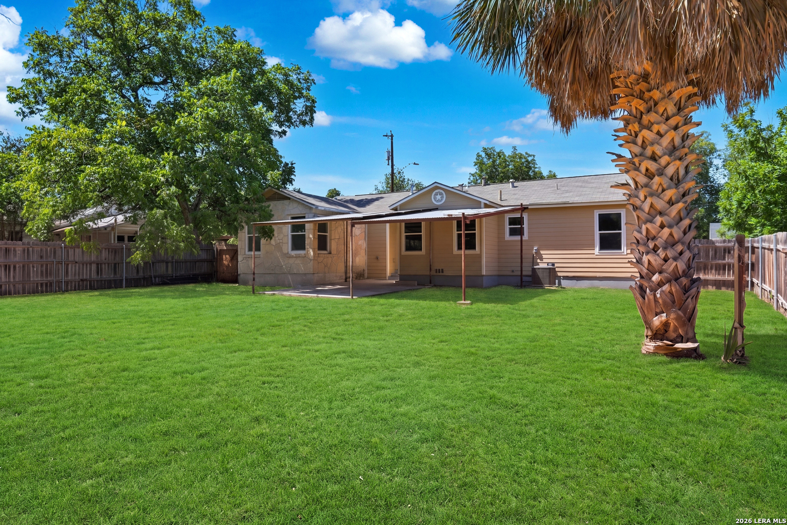 2020 Fresno Street San Antonio TX 78201