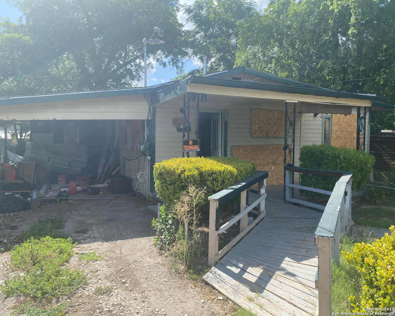 310 S San Dario Avenue San Antonio TX 78237