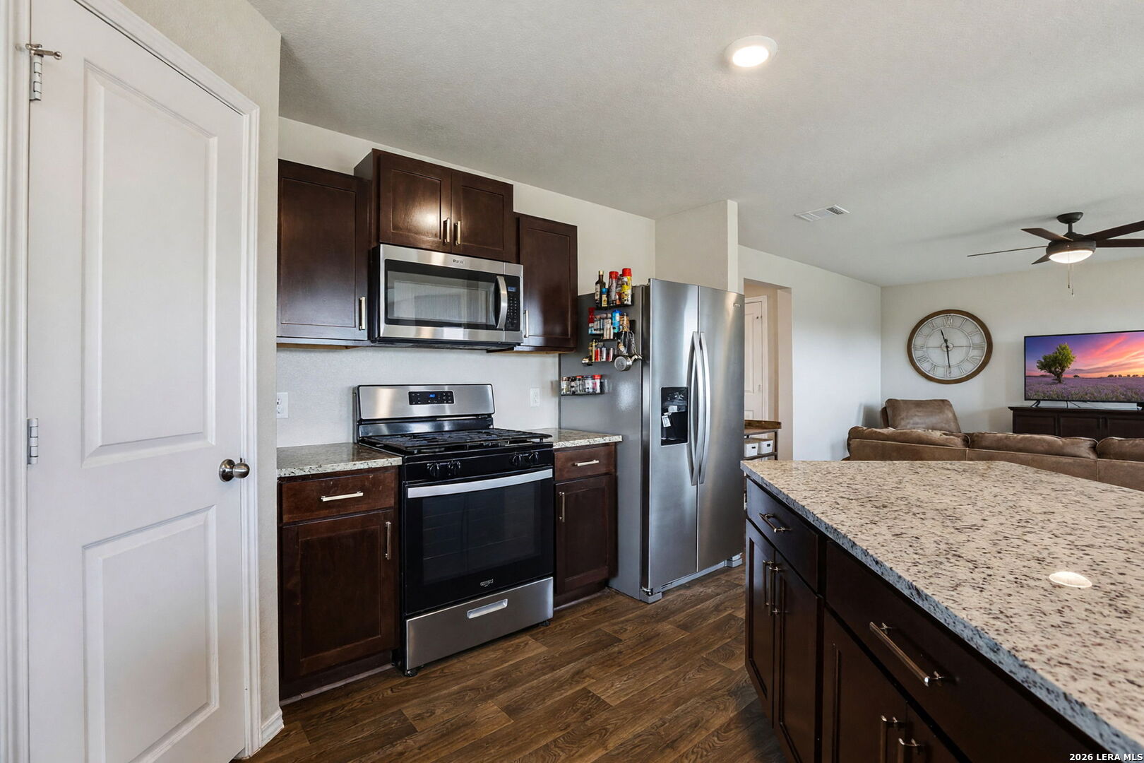 6614 Vivaldi Isle San Antonio TX 78252