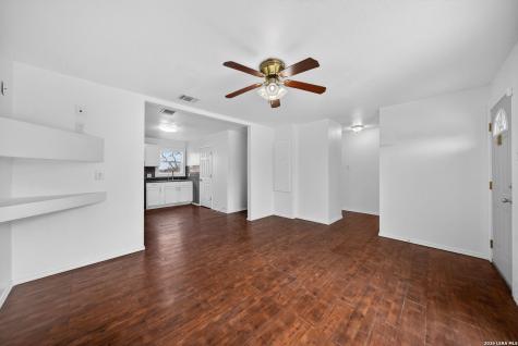 131 Westmont San Antonio TX 78227
