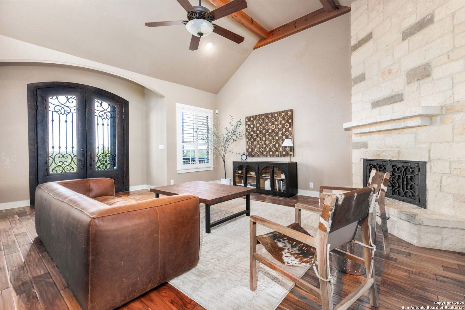 102 Summer Glen Boerne TX 78006