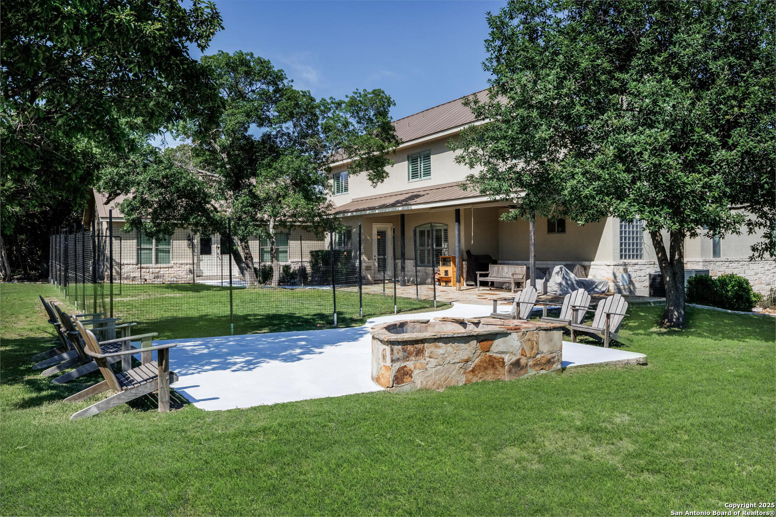 102 Summer Glen Boerne TX 78006