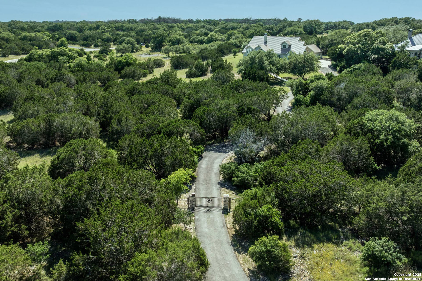 102 Summer Glen Boerne TX 78006