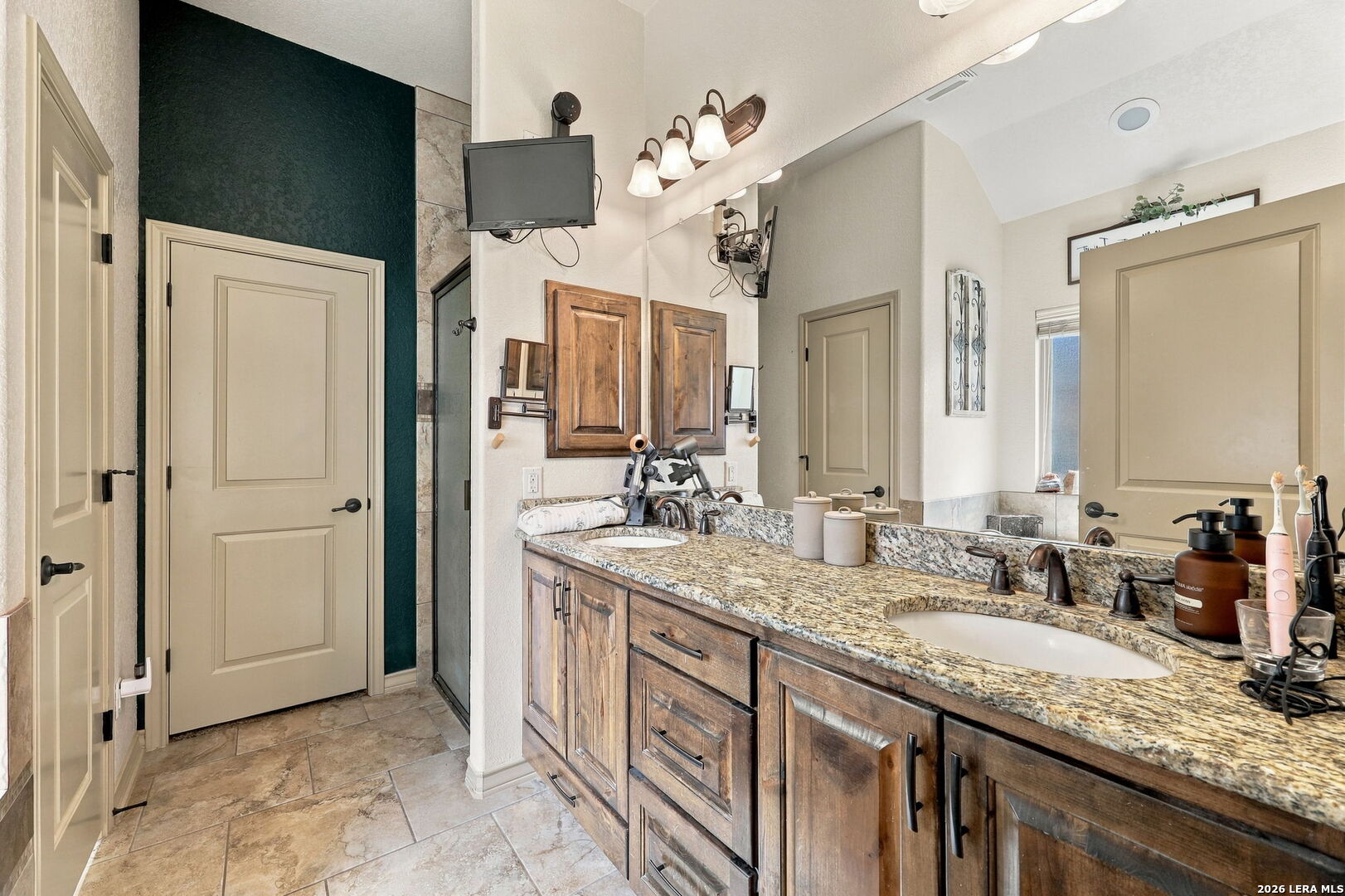 108 Park Heights Poth TX 78147
