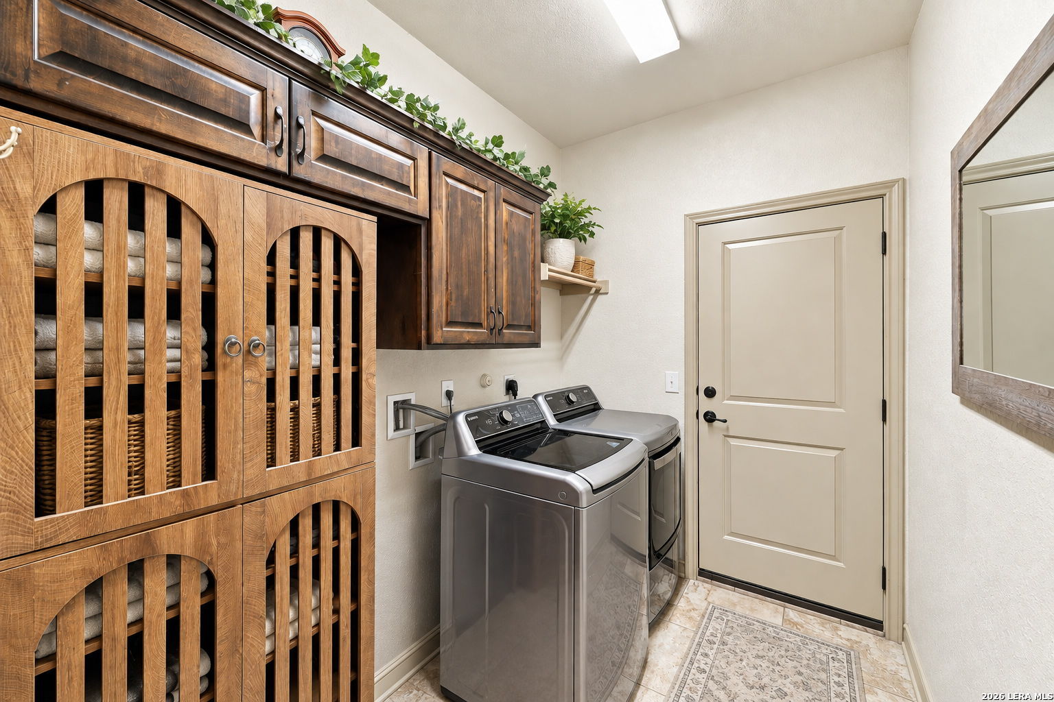 108 Park Heights Poth TX 78147