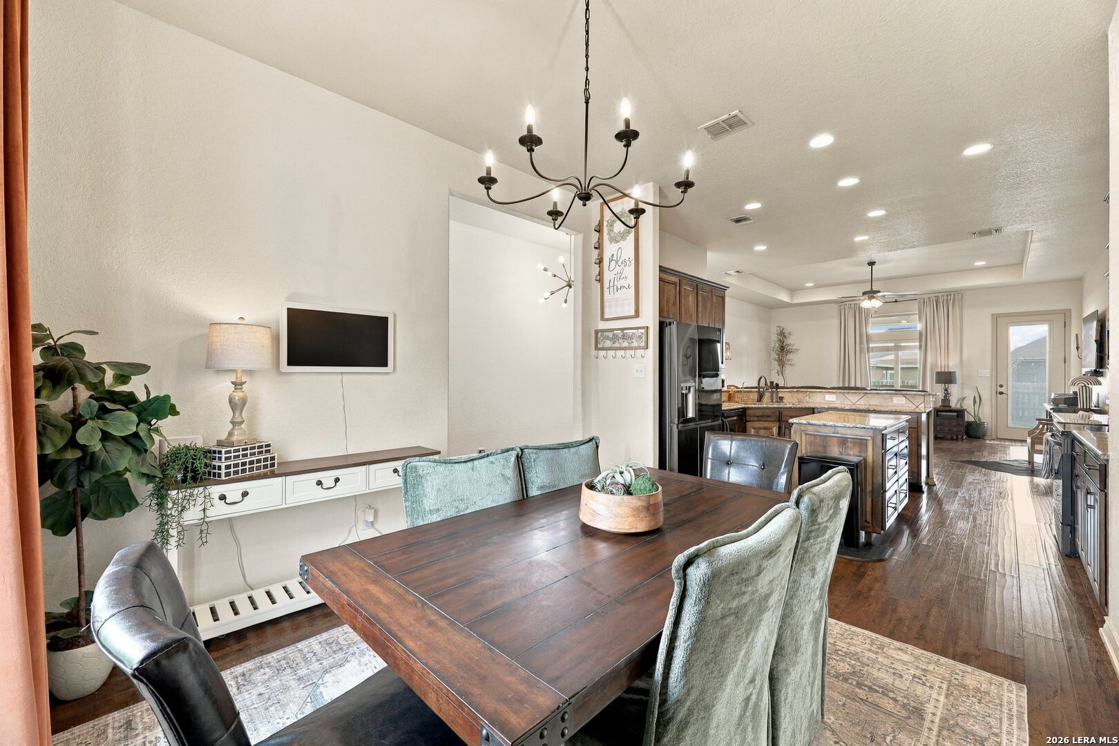 108 Park Heights Poth TX 78147