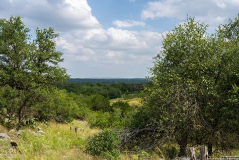 5817 Copper Valley New Braunfels TX 78132