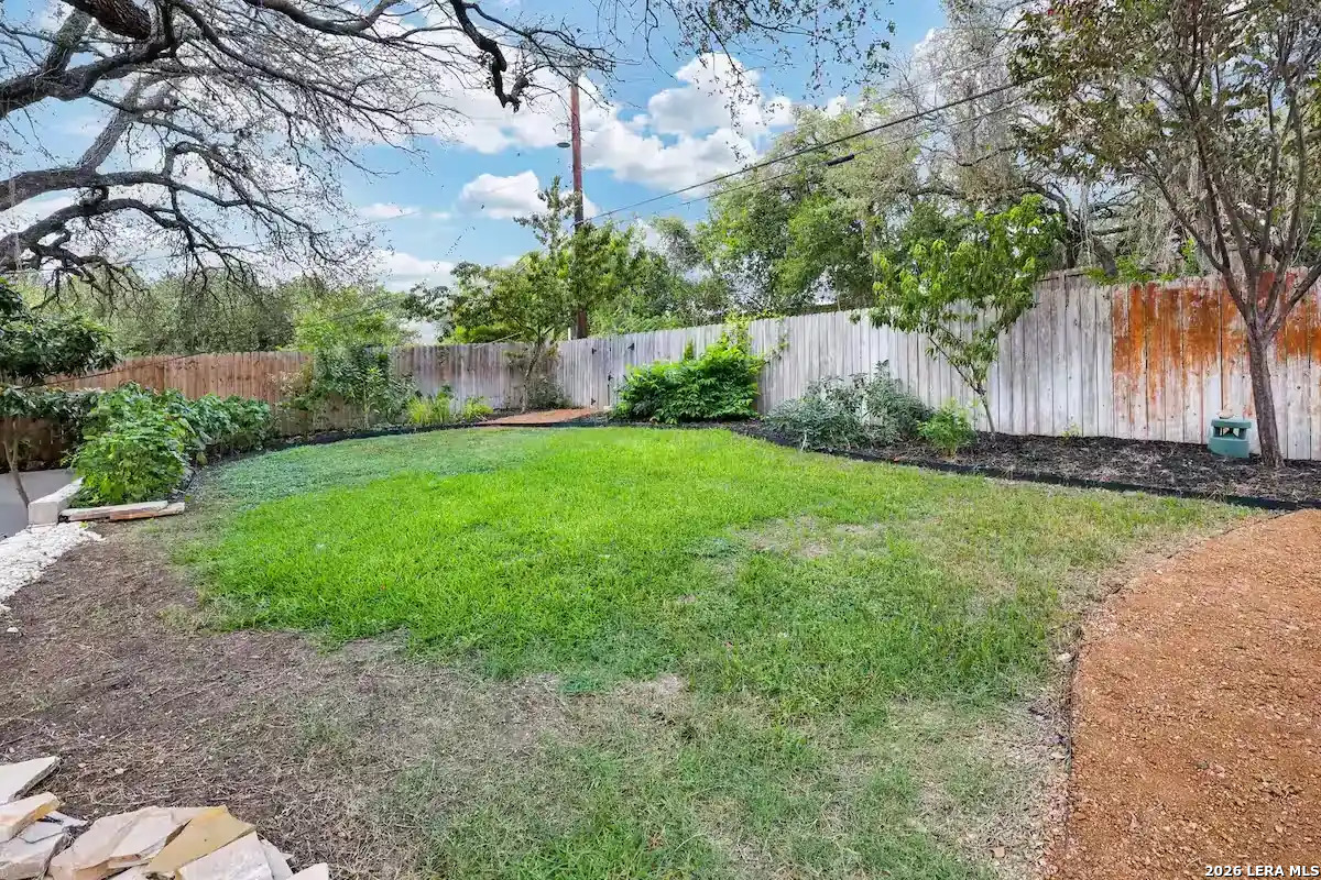 4023 Midvale San Antonio TX 78229