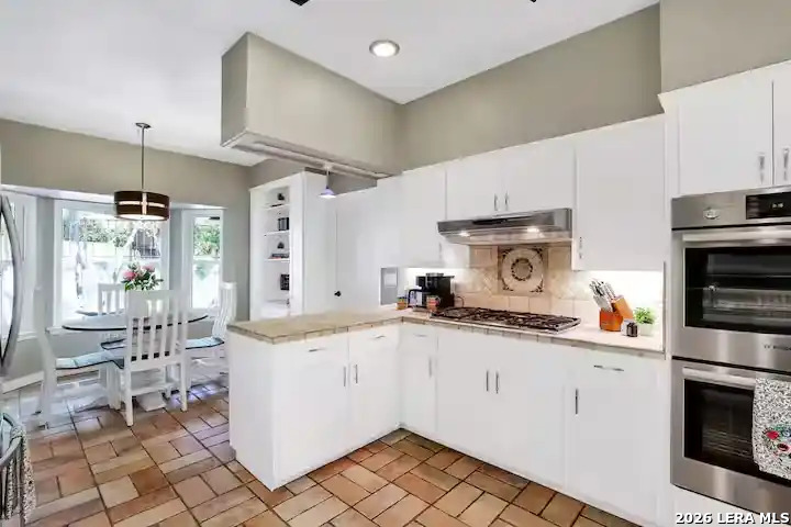 4023 Midvale San Antonio TX 78229