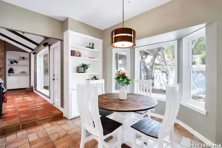 4023 Midvale San Antonio TX 78229