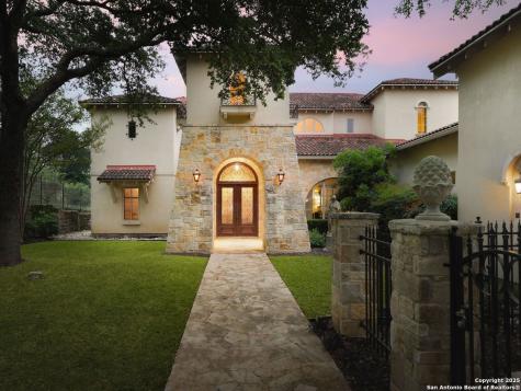 810 Garraty Hill Terrell Hills TX 78209