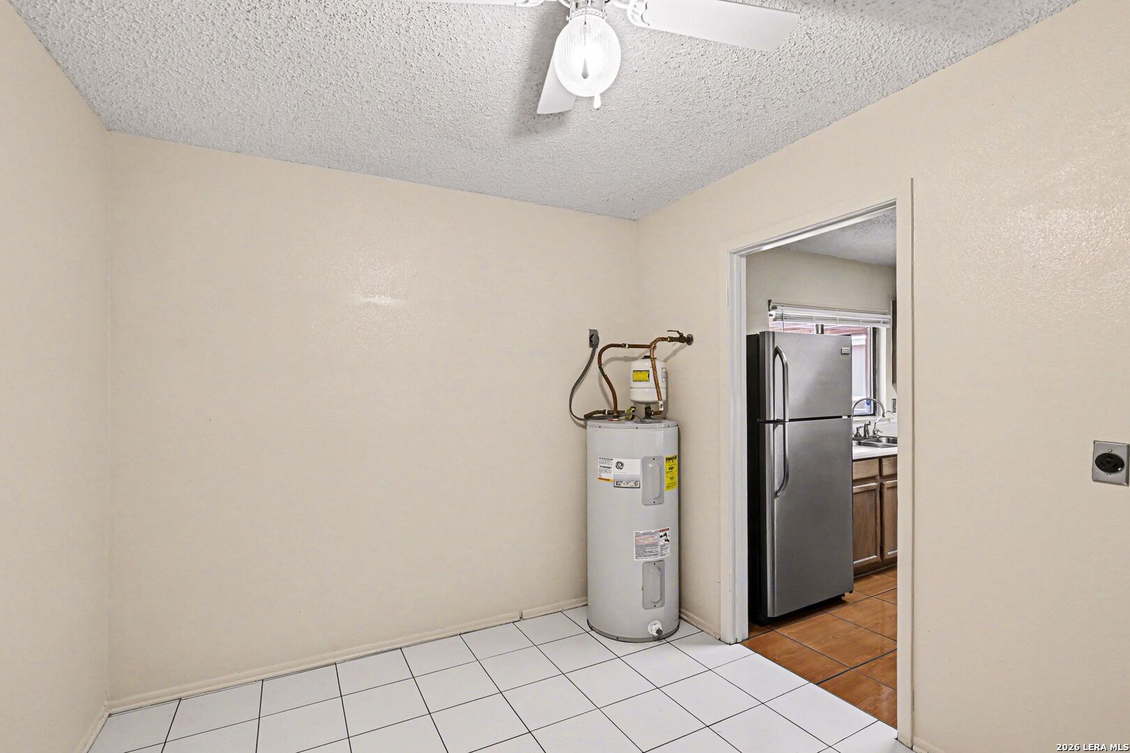 6858 Cape Meadow Converse TX 78109
