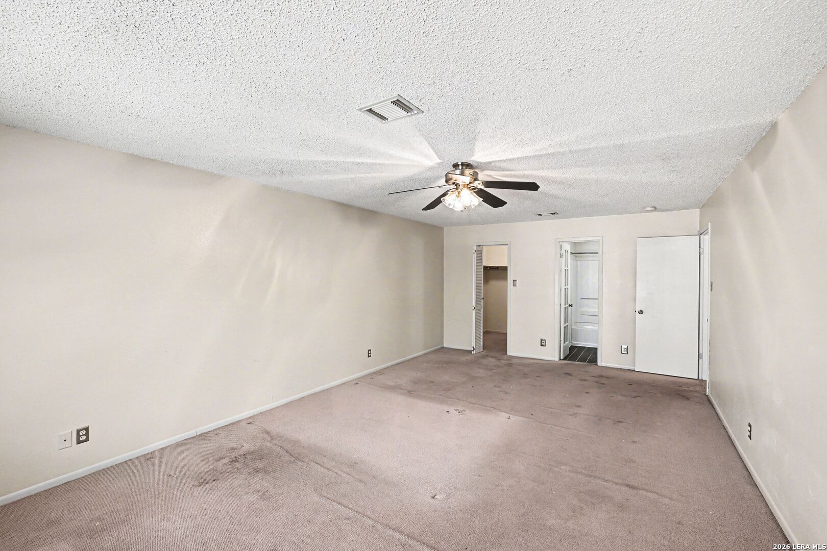 6858 Cape Meadow Converse TX 78109