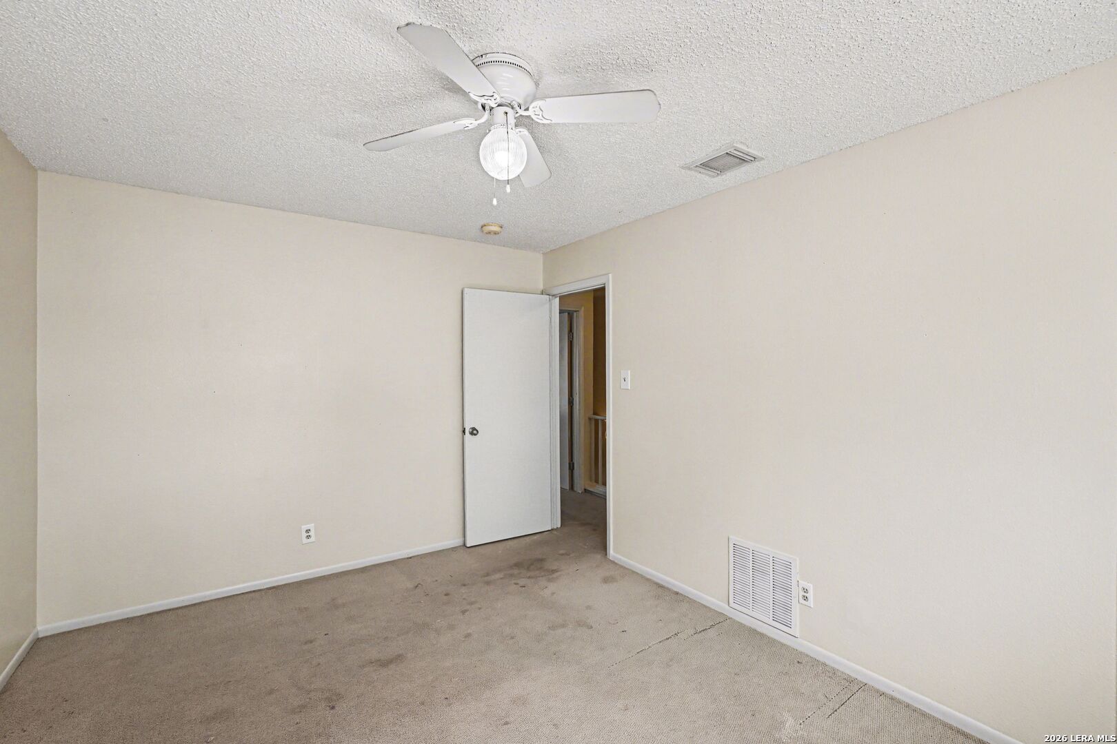 6858 Cape Meadow Converse TX 78109