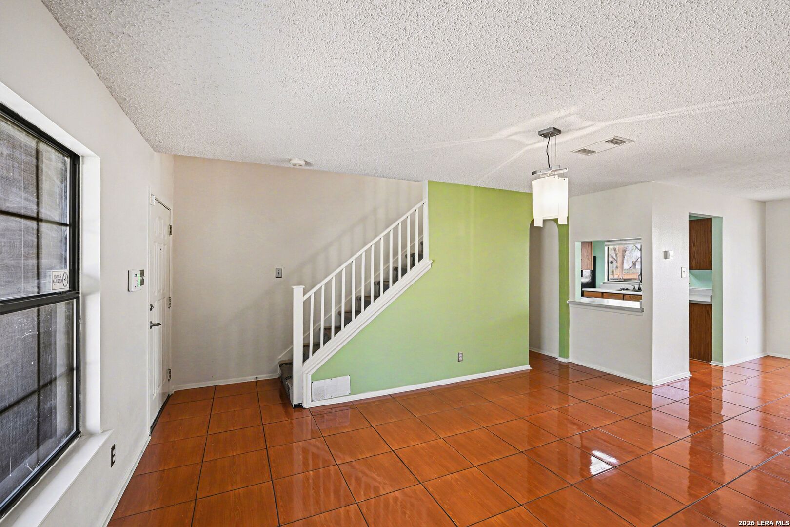 6858 Cape Meadow Converse TX 78109