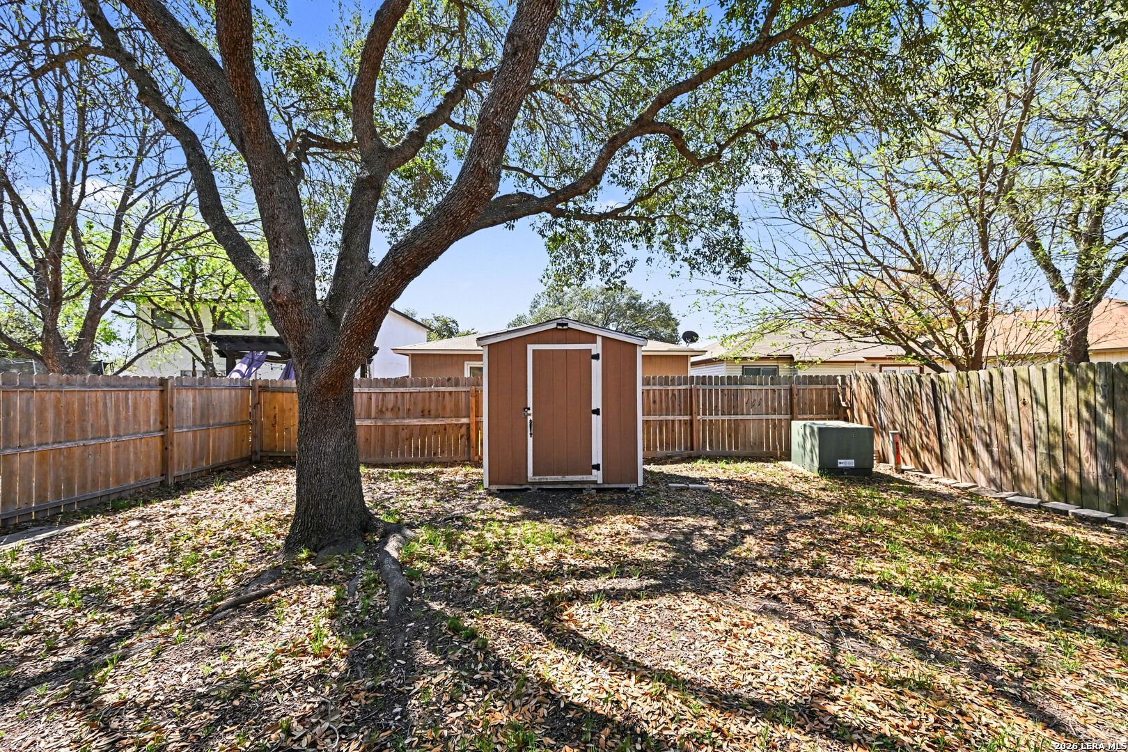 6858 Cape Meadow Converse TX 78109