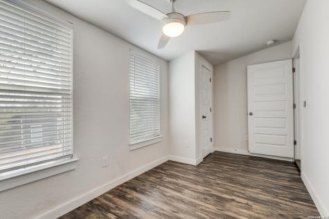 124 Nelson Avenue San Antonio TX 78210