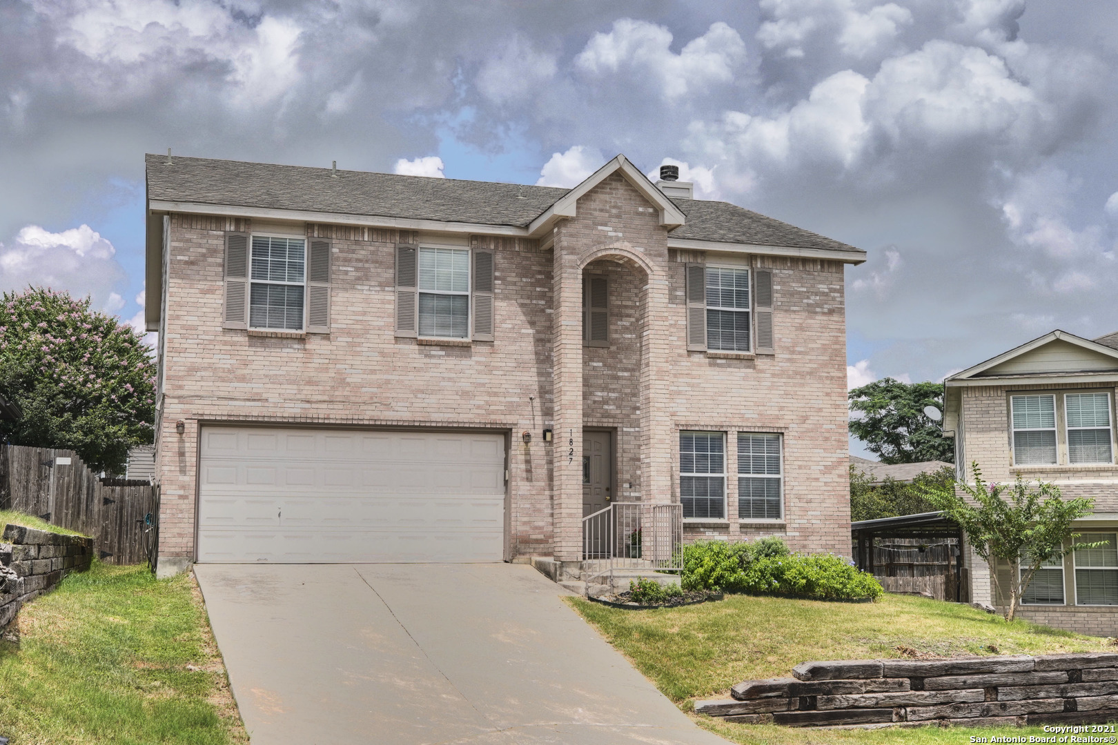 1827 Cambridge Blue San Antonio TX 78260