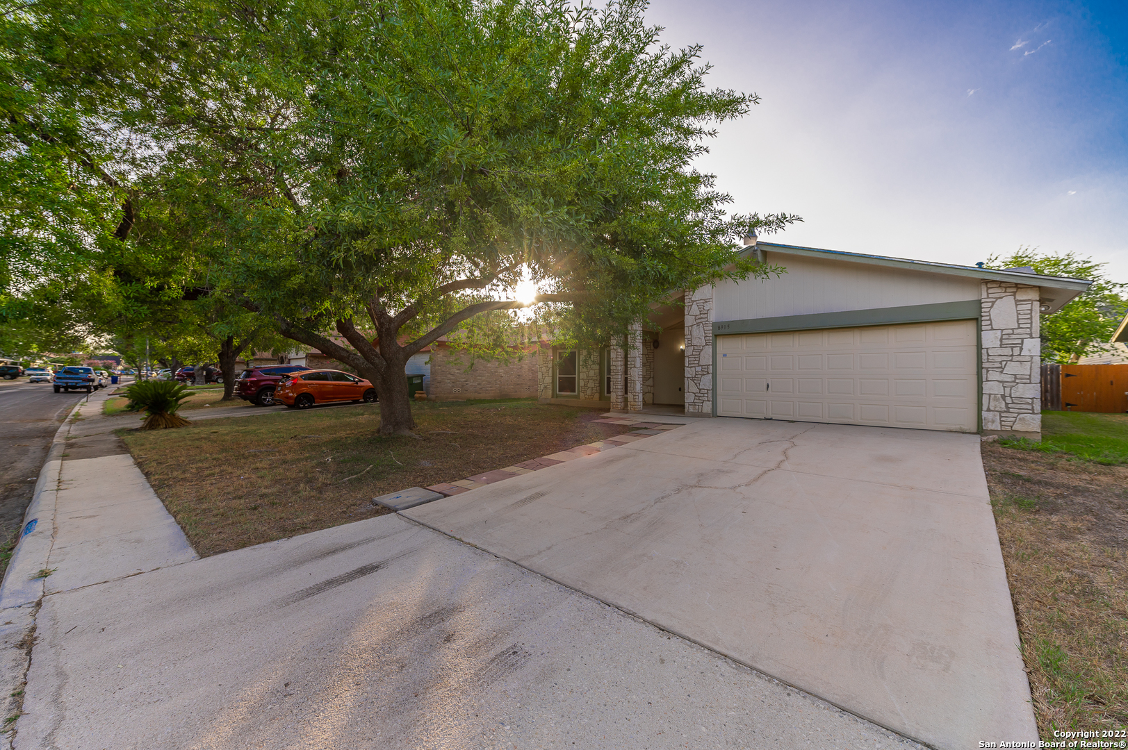 8915 Rich Trace Street San Antonio TX 78251