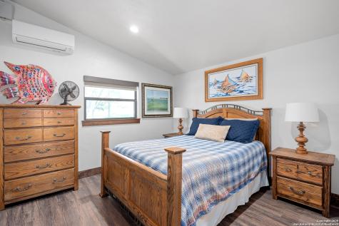 4198 Bear Springs Road Pipe Creek TX 78063