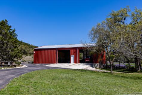 4198 Bear Springs Road Pipe Creek TX 78063