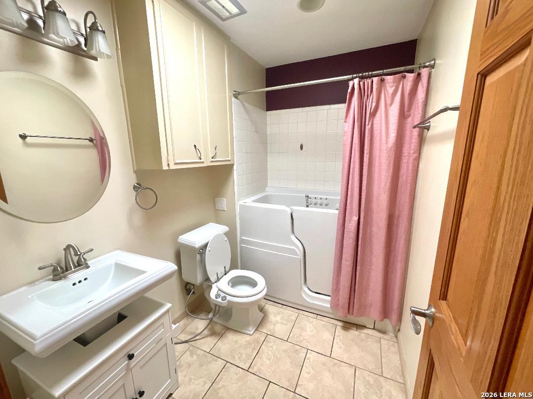 5707 Dan Duryea Street San Antonio TX 78240