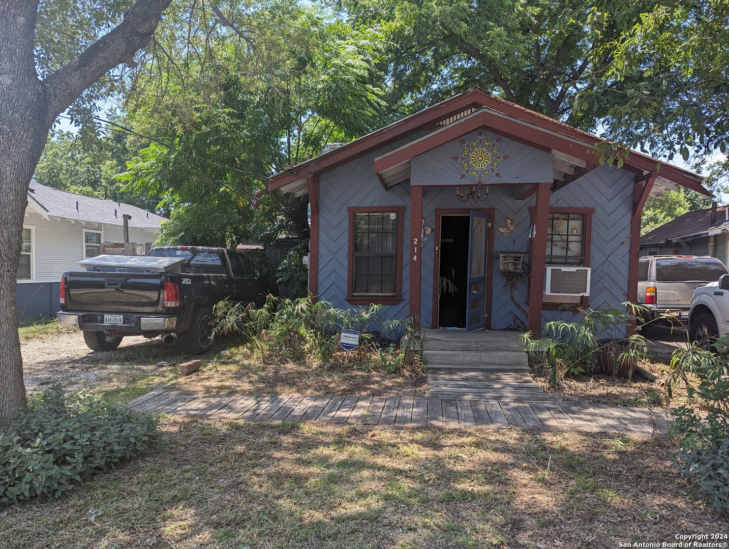 214 W Boyer Avenue San Antonio TX 78210