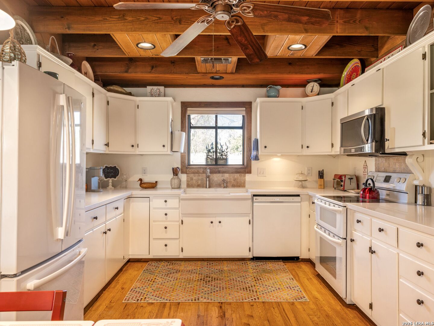 483 E Grand Oaks Drive Harper TX 78631