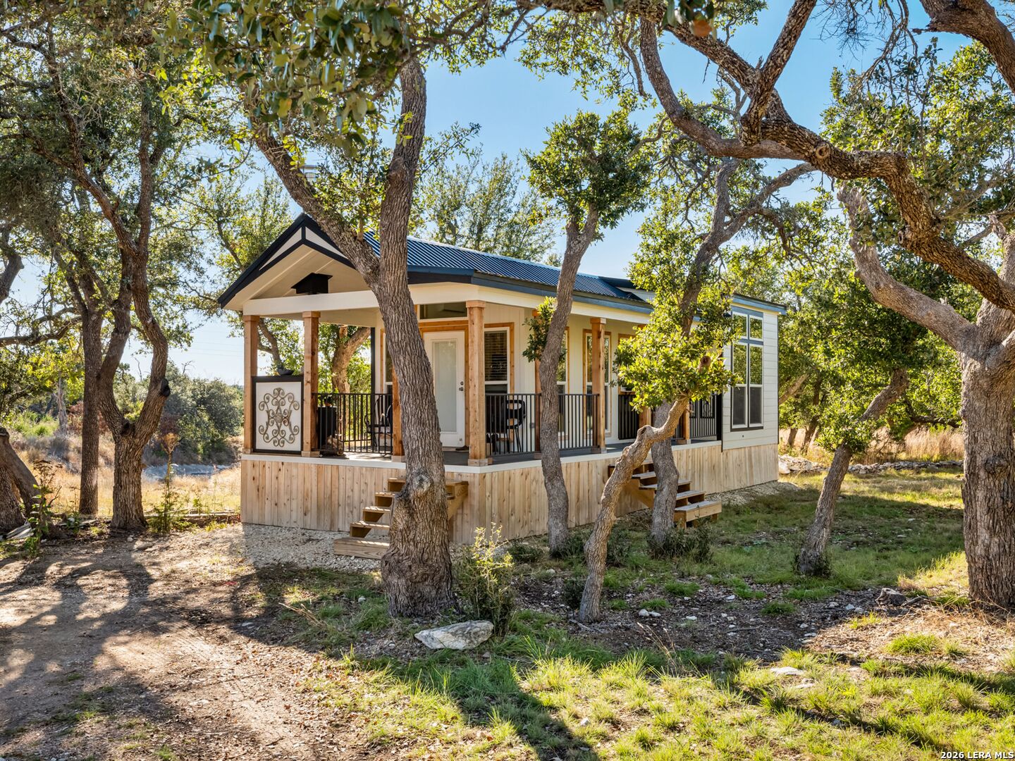 483 E Grand Oaks Drive Harper TX 78631