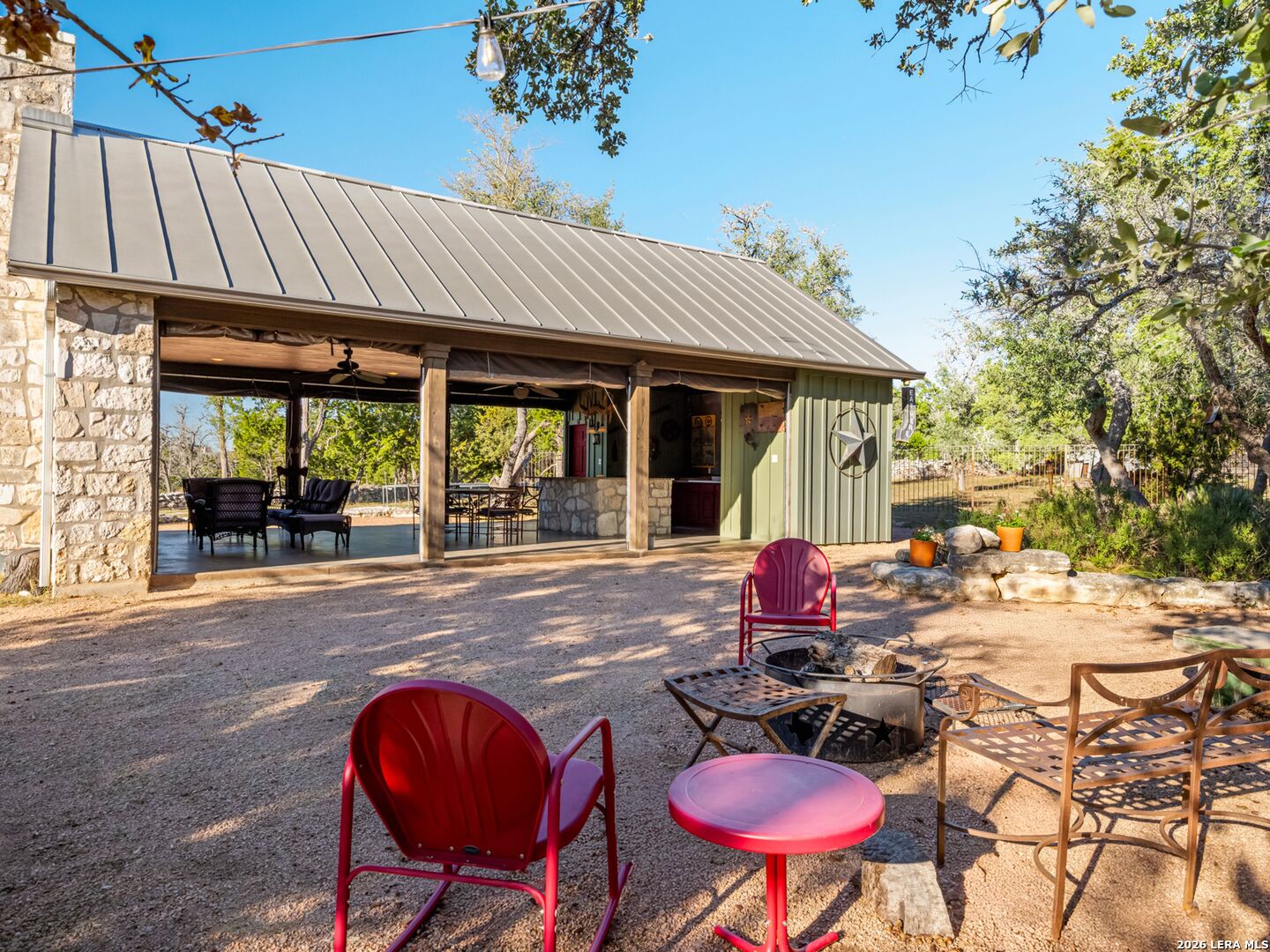 483 E Grand Oaks Drive Harper TX 78631