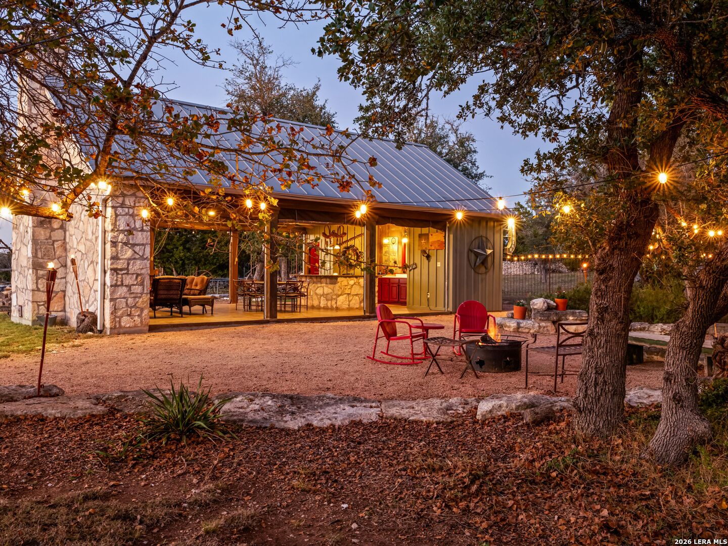 483 E Grand Oaks Drive Harper TX 78631