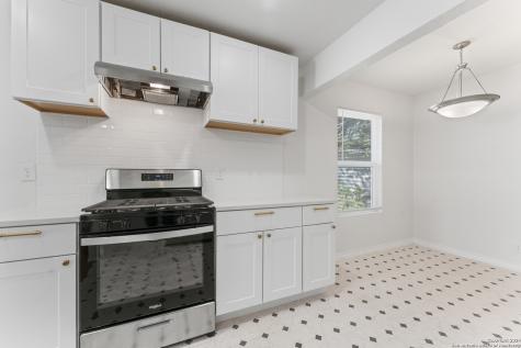 611 Kirk Place San Antonio TX 78225