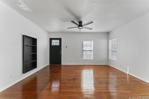 611 Kirk Place San Antonio TX 78225