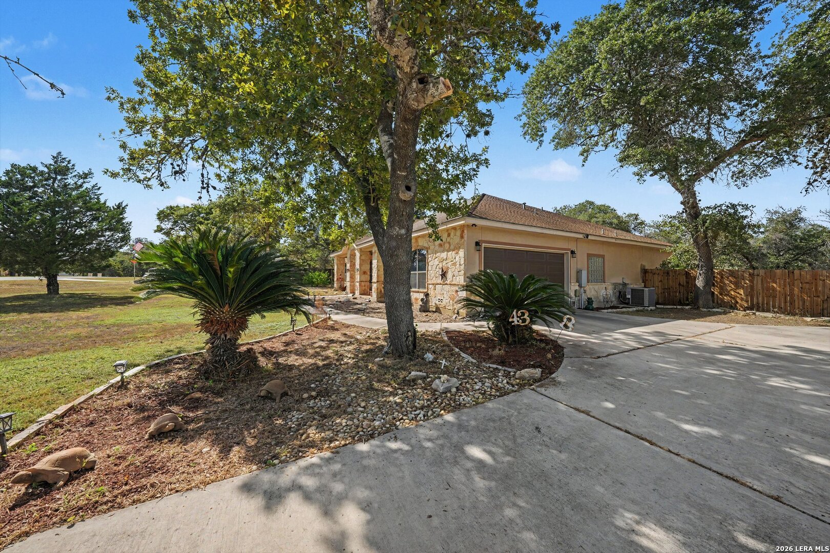 438 Rosewood Drive La Vernia TX 78121