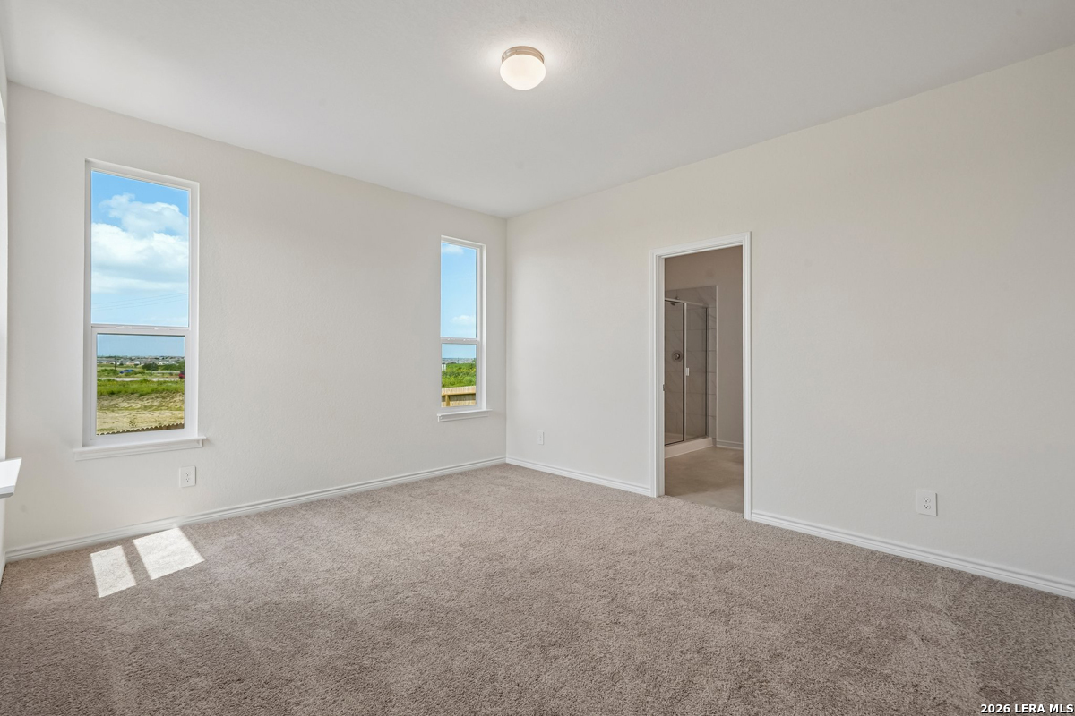 10049 Jagger Avenue Converse TX 78109
