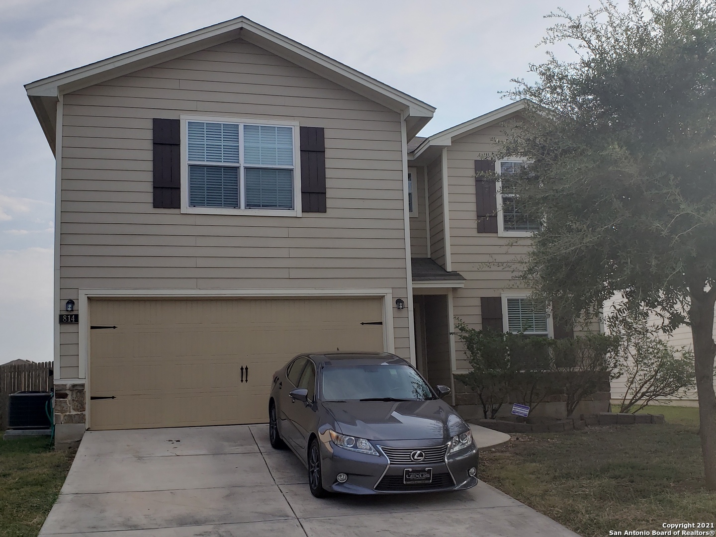 814 Three Iron San Antonio TX 78221